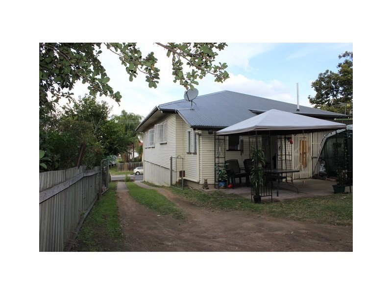 1A Elizabeth Street, Woodend QLD 4305
