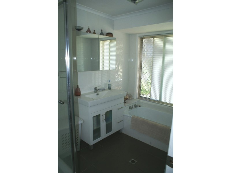 40 Mary Street, Bundamba QLD 4304