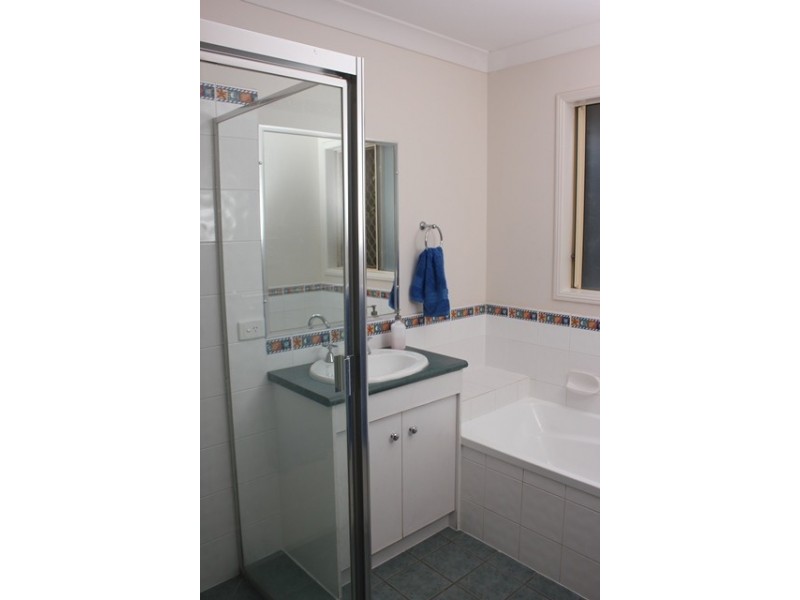 11 St Aubins Drive, Brassall QLD 4305