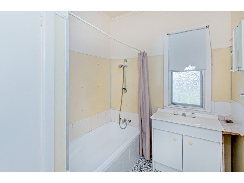 17 McGill Street, Basin Pocket QLD 4305