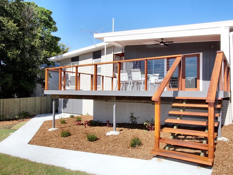 10 Blackstone Road, Newtown QLD 4305