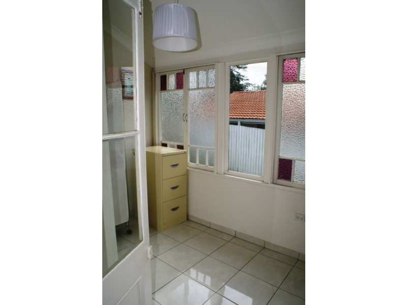 7 Whitehill Road, Newtown QLD 4305