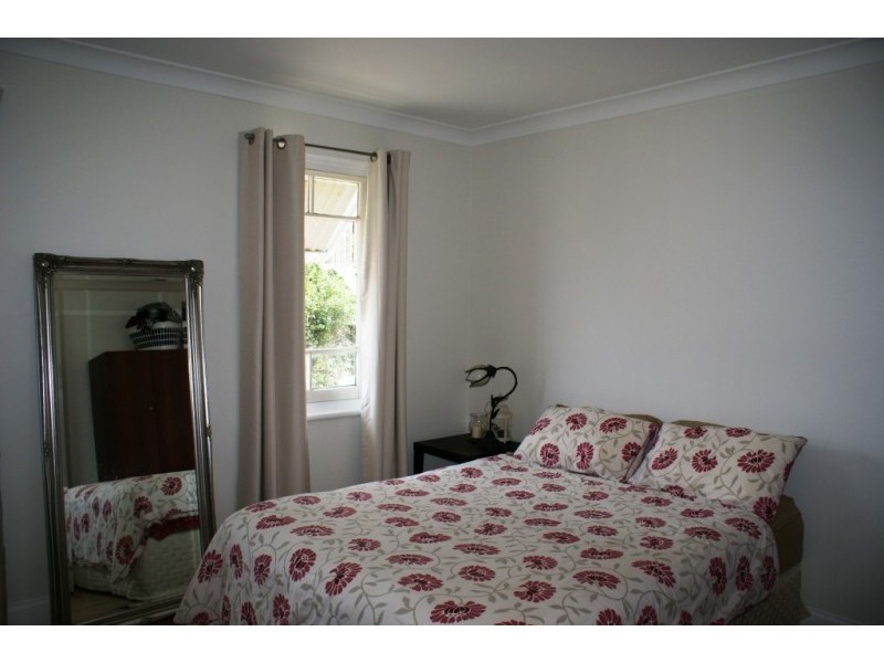 7 Whitehill Road, Newtown QLD 4305