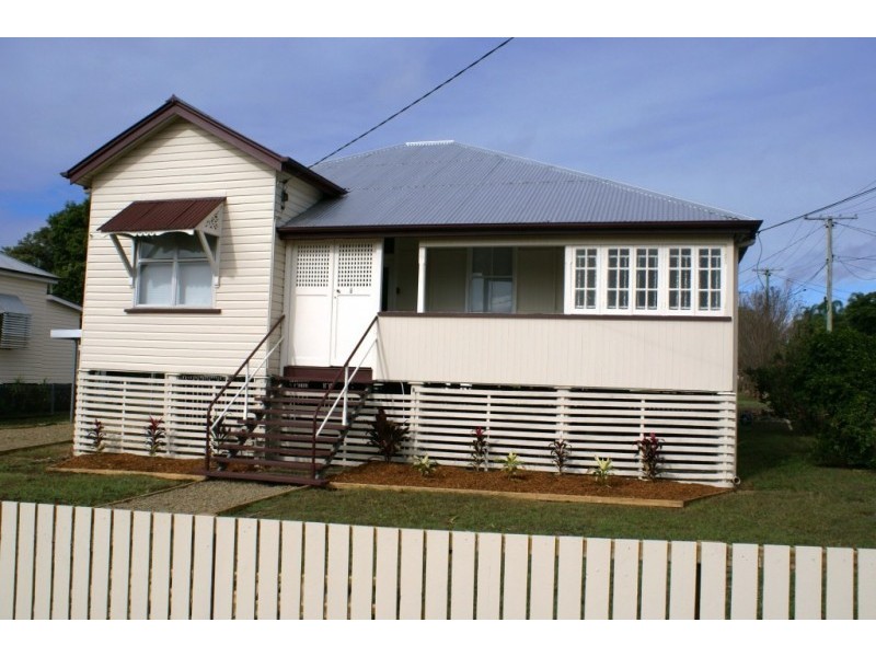 1 Coronation Street, East Ipswich QLD 4305