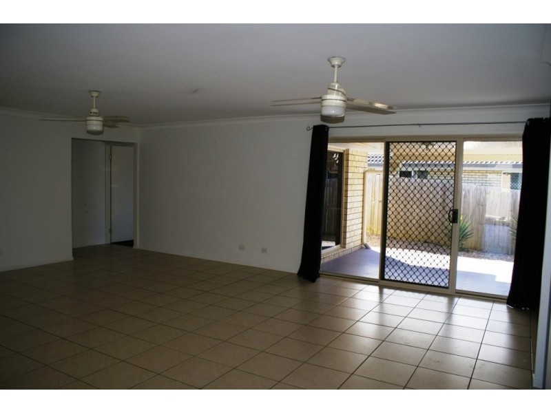 11 Burswood Close, Wulkuraka QLD 4305