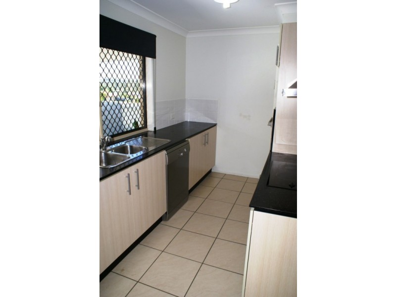 11 Burswood Close, Wulkuraka QLD 4305