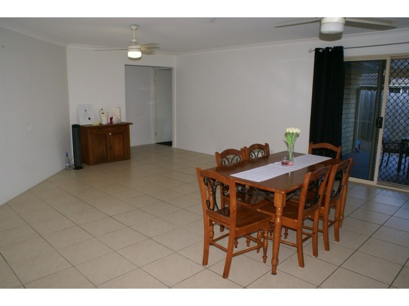 11 Burswood Close, Wulkuraka QLD 4305