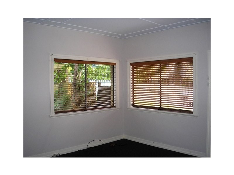 8 Tantivy Street, Tivoli QLD 4305