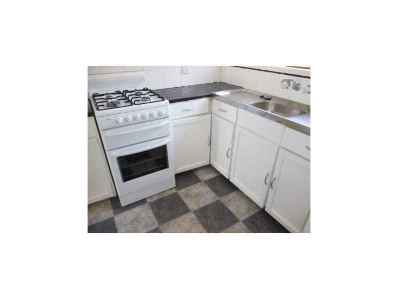 7 Tower Street, Eastern Heights QLD 4305