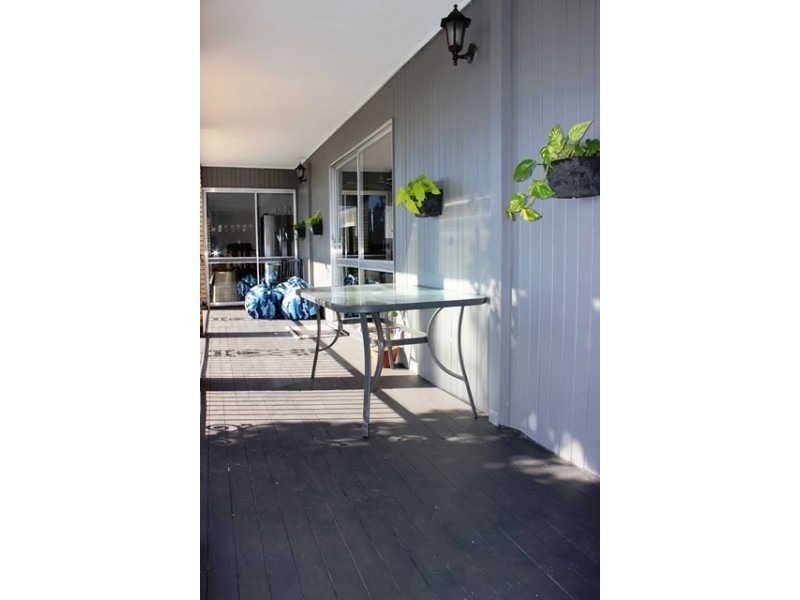 16 Victory Street, Raceview QLD 4305