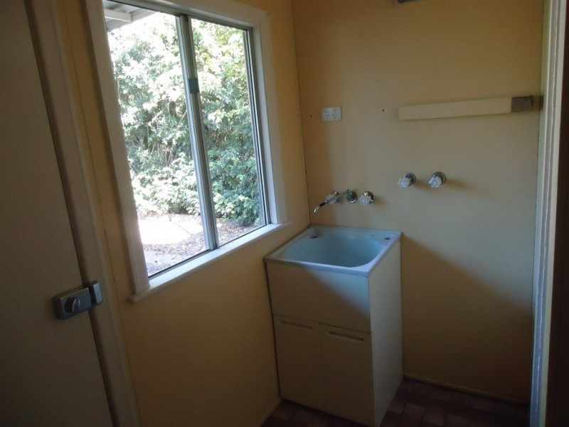 3 Lamont Street, North Booval QLD 4304