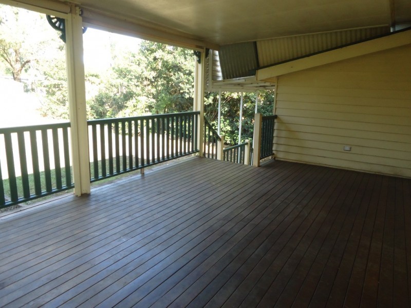 3 Lamont Street, North Booval QLD 4304