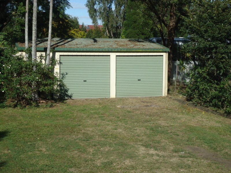 3 Lamont Street, North Booval QLD 4304