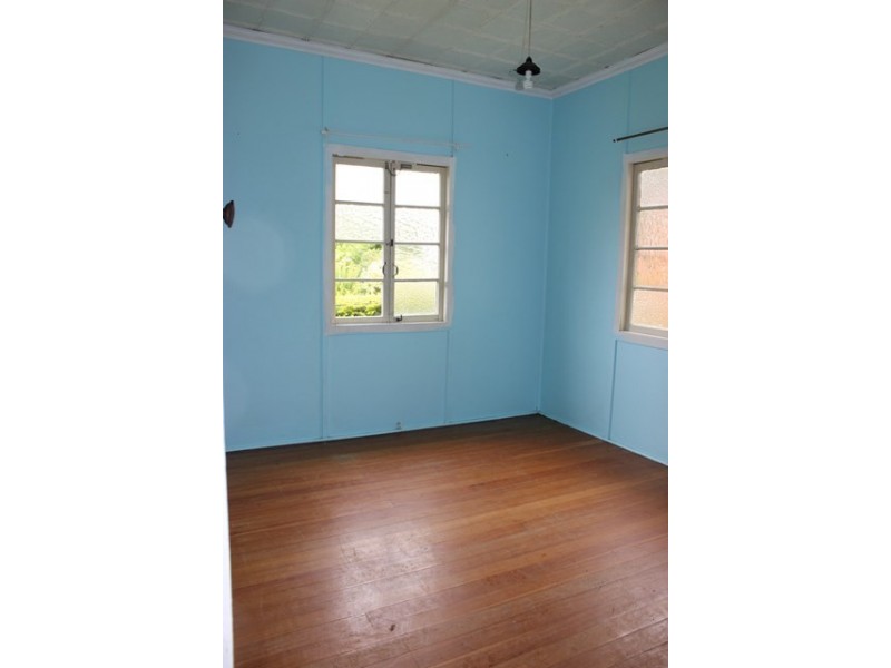 2 Harvey Street, Churchill QLD 4305