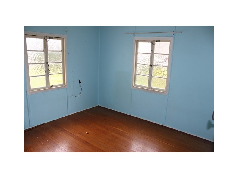 2 Harvey Street, Churchill QLD 4305