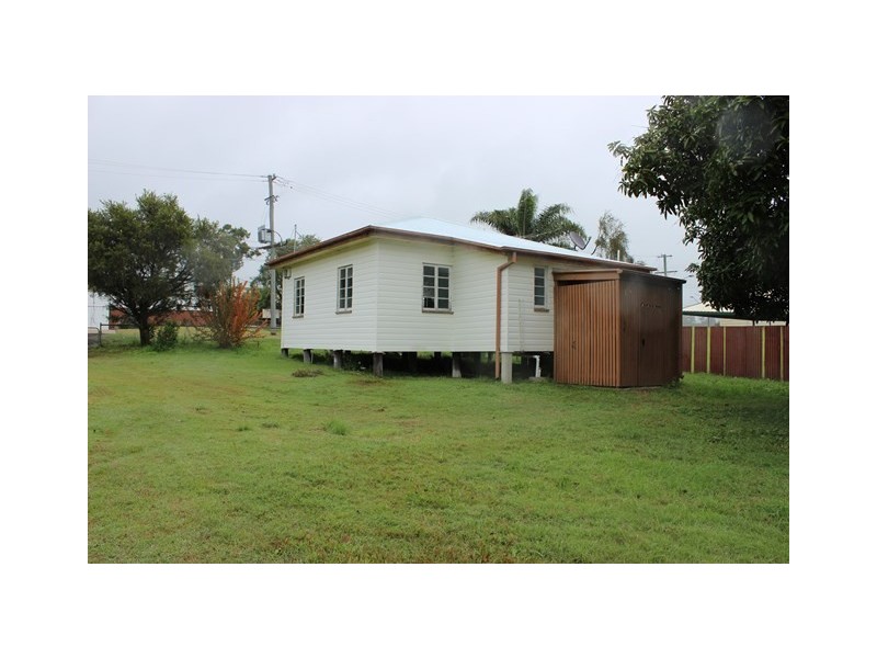 2 Harvey Street, Churchill QLD 4305