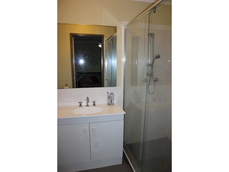 72 Honeywood Drive, Fernvale QLD 4306