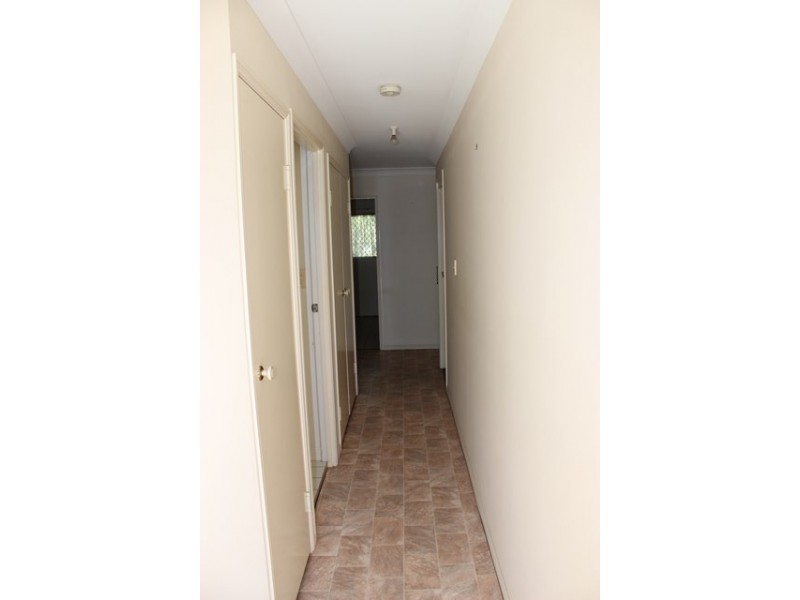 2/38 McGrath Lane, Booval QLD 4304