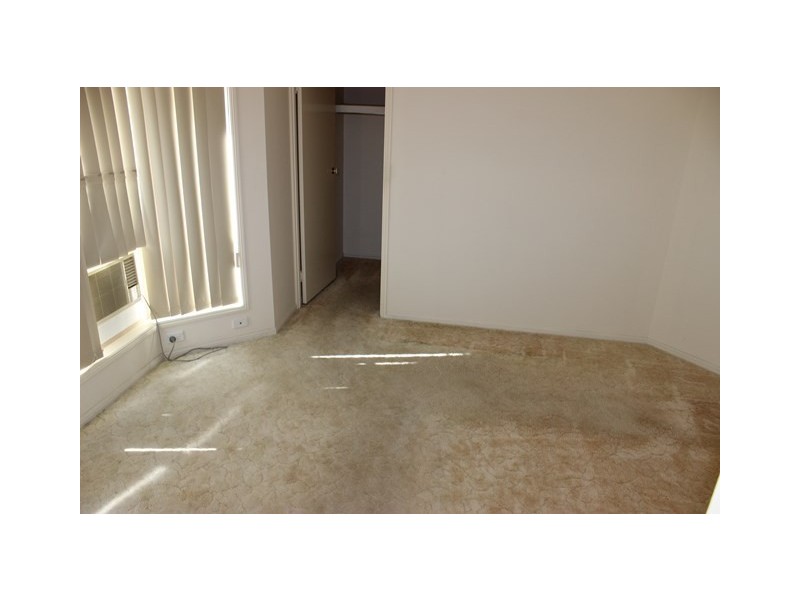2/38 McGrath Lane, Booval QLD 4304
