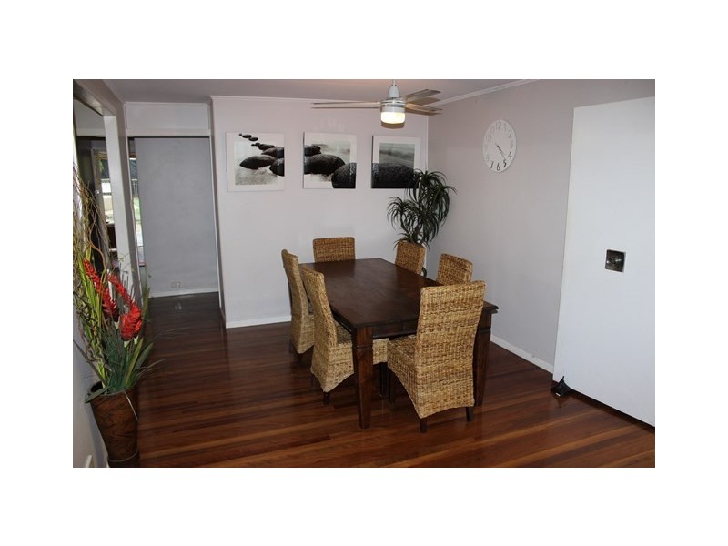 20 Turner Street, Eastern Heights QLD 4305