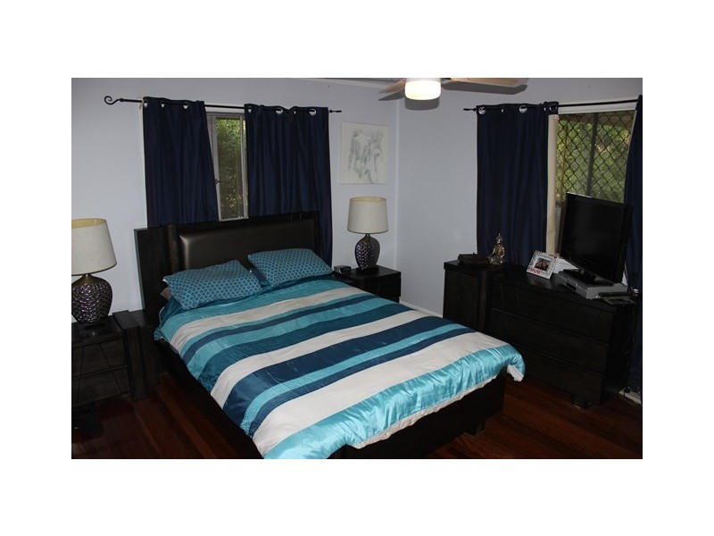 20 Turner Street, Eastern Heights QLD 4305