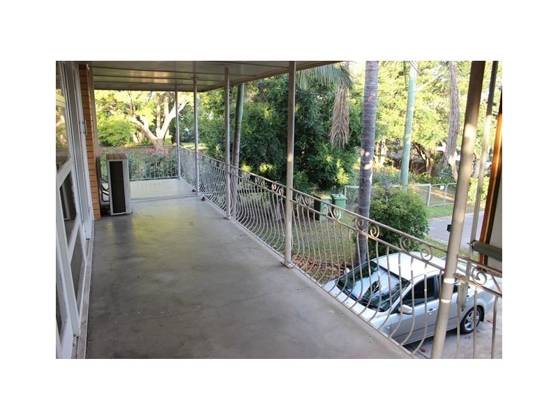 20 Turner Street, Eastern Heights QLD 4305