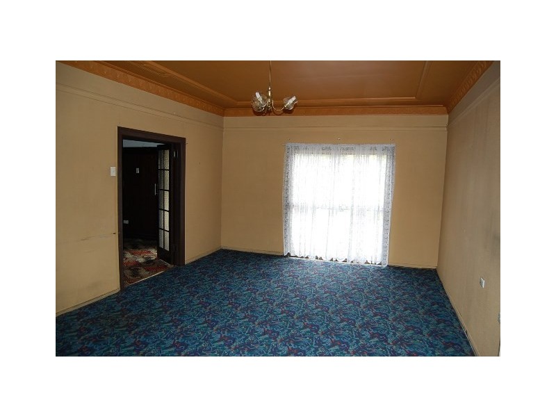2a (4) Walkers Lane, Booval QLD 4304
