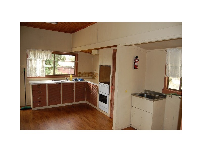 2a (4) Walkers Lane, Booval QLD 4304