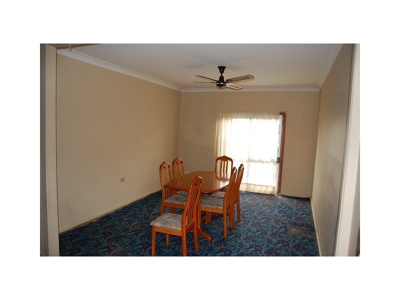 2a (4) Walkers Lane, Booval QLD 4304