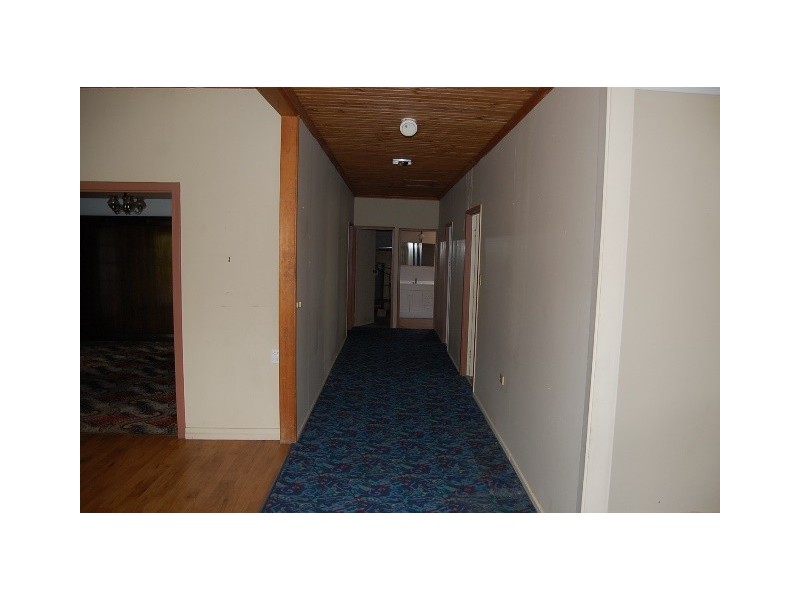 2a (4) Walkers Lane, Booval QLD 4304