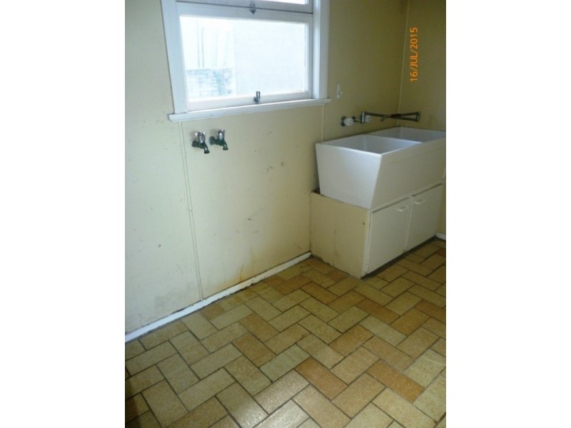 2a Marian Street, Booval QLD 4304