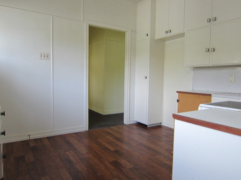 9 Gray Street, Ipswich QLD 4305