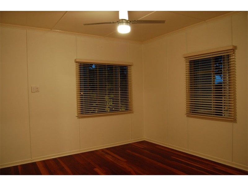 27 Hawthorne Street, Coalfalls QLD 4305