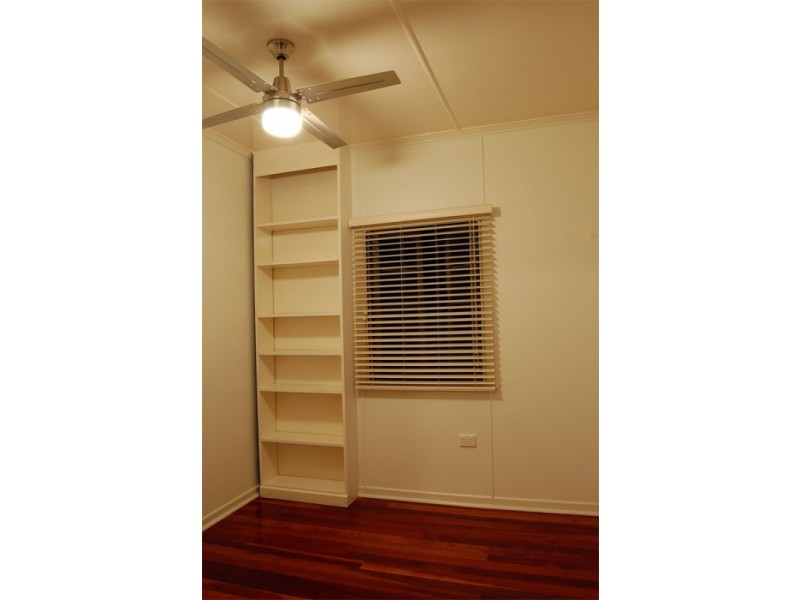 27 Hawthorne Street, Coalfalls QLD 4305