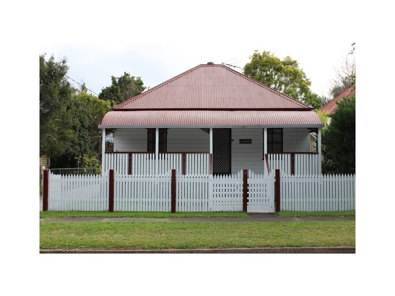 11 Tallon Street, Sadliers Crossing QLD 4305
