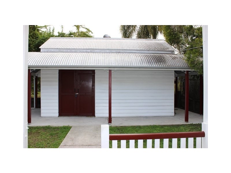 11 Tallon Street, Sadliers Crossing QLD 4305