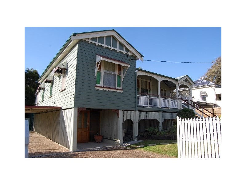 48 Glebe Road, Silkstone QLD 4304