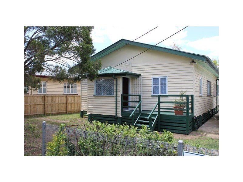 32 Chubb Street, One Mile QLD 4305