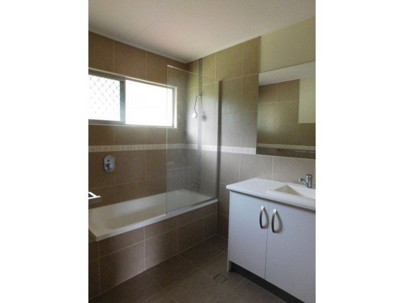 10 Mihi Street, Brassall QLD 4305