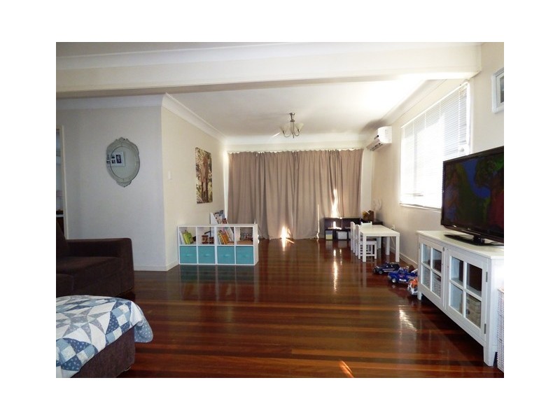 1/36 Tibbits Street, Bundamba QLD 4304