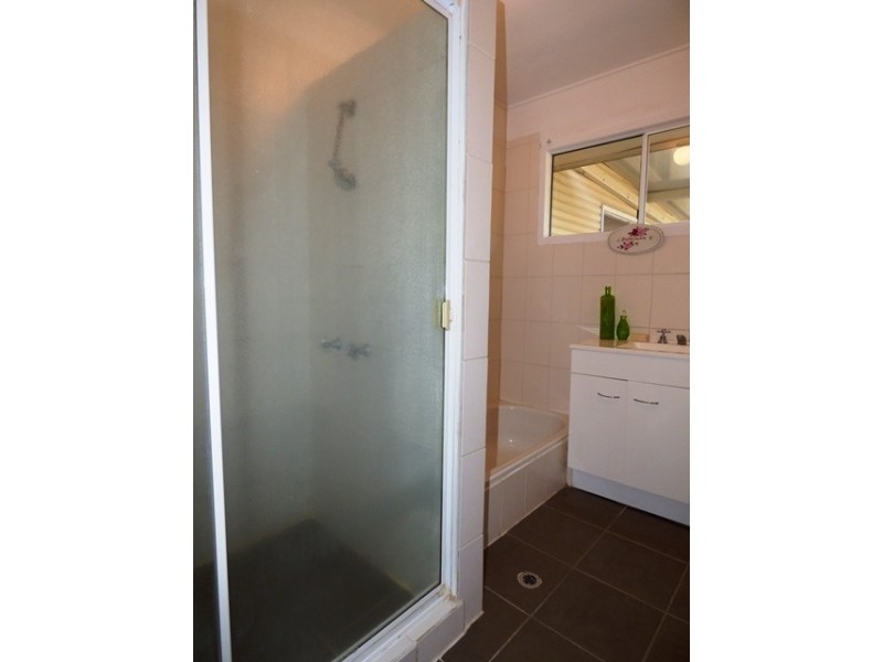 1/36 Tibbits Street, Bundamba QLD 4304