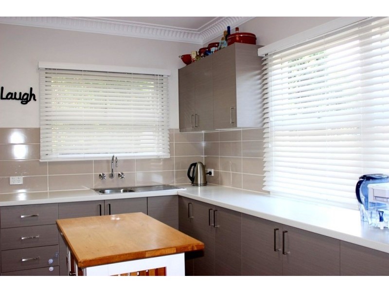 19 Bird Street, Bundamba QLD 4304