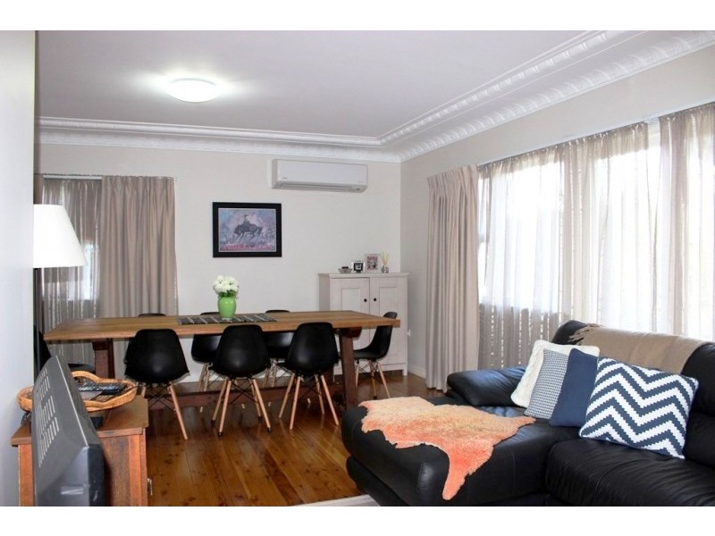 19 Bird Street, Bundamba QLD 4304