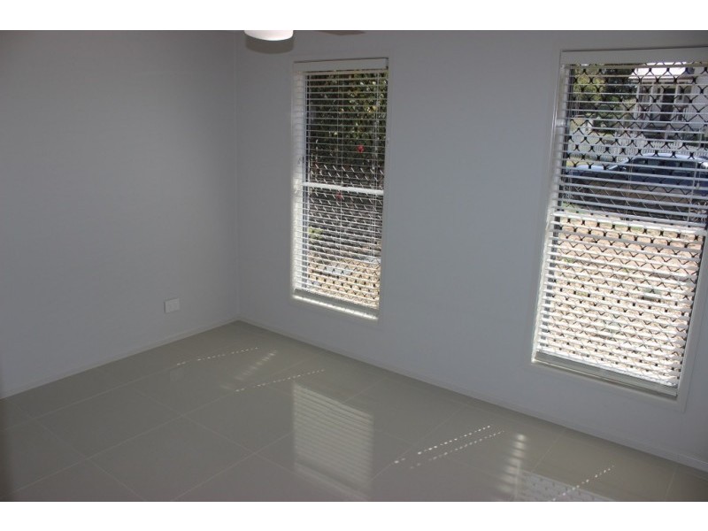 1/7 Welsby Street, North Booval QLD 4304