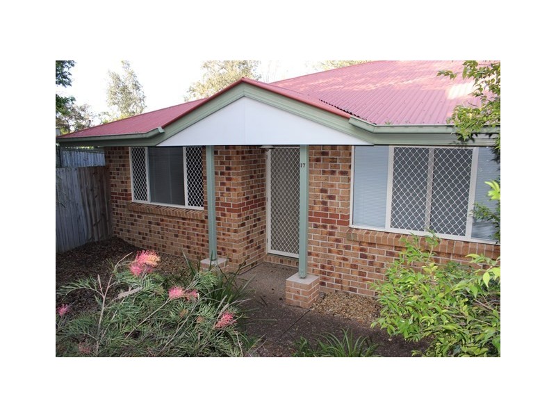 17/17 Gibbs Street, Churchill QLD 4305
