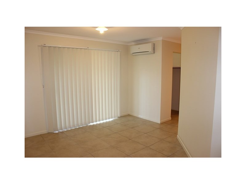 17/17 Gibbs Street, Churchill QLD 4305