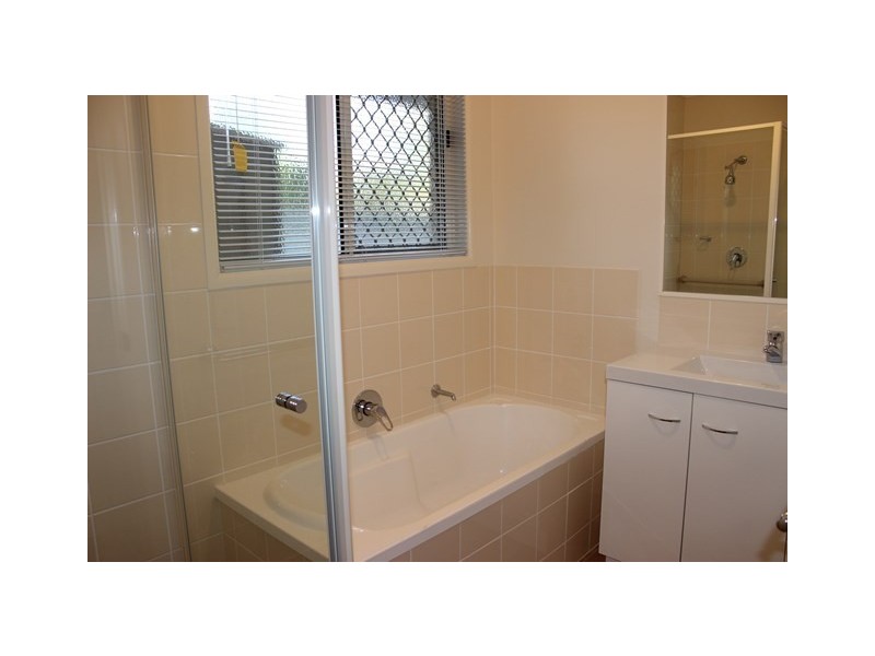 17/17 Gibbs Street, Churchill QLD 4305