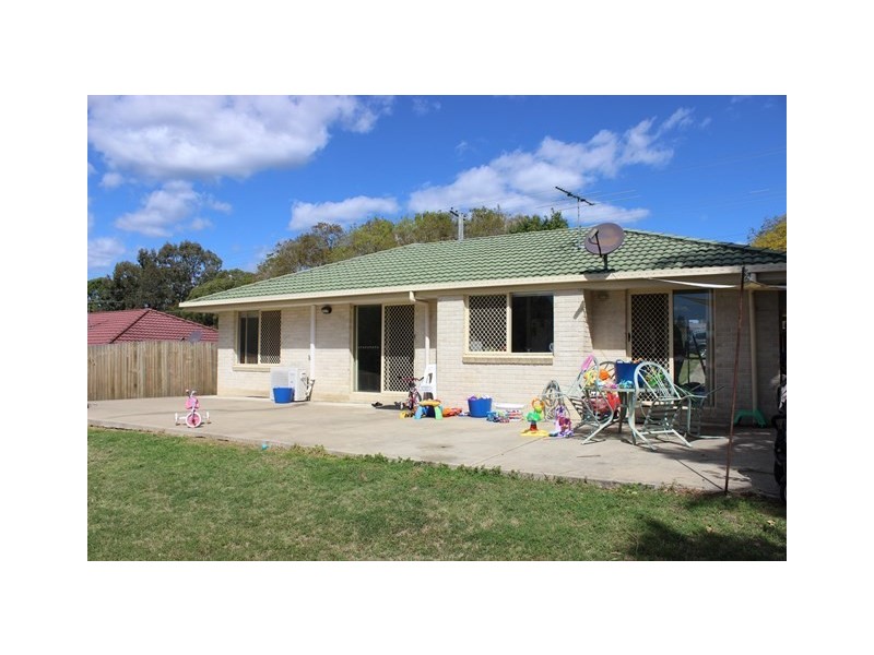 19 Halletts Road, Redbank Plains QLD 4301