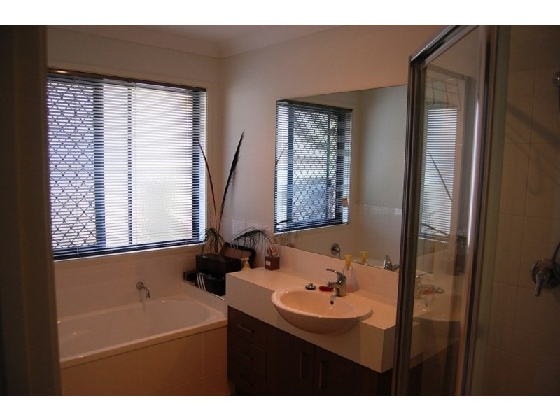 21 Deacon Street, Basin Pocket QLD 4305