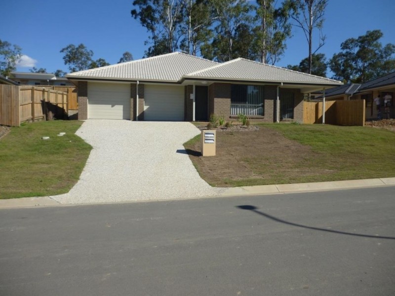 2/23 Knightsbridge Drive, Chuwar QLD 4306